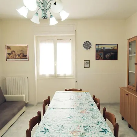 Trilocale Carmela In Centro A - Apulia Feriehus *