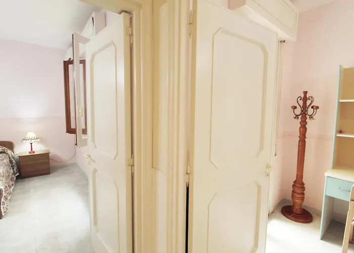 Trilocale Carmela In Centro A - Apulia Feriehus